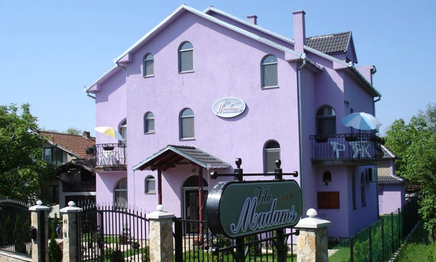 Vila Madams
